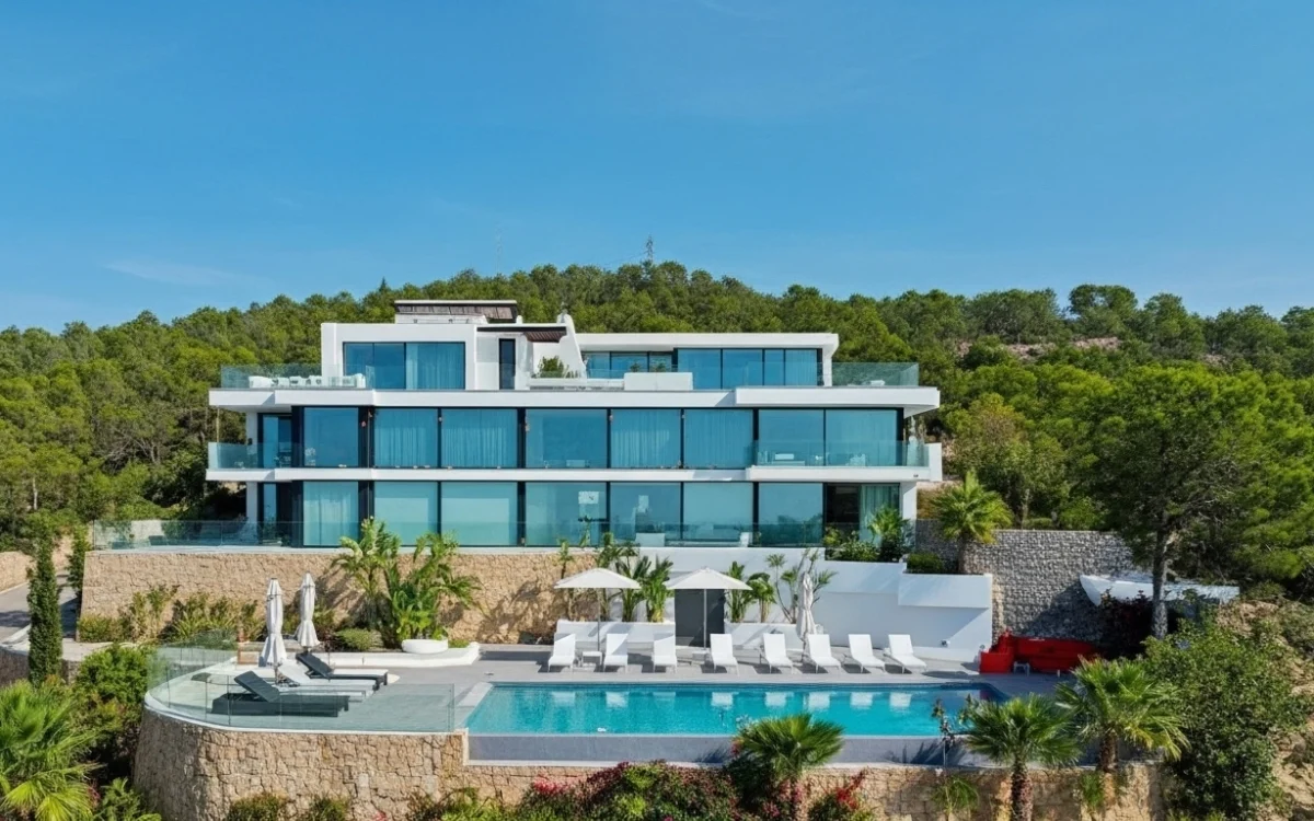 Top 10 Vacation Rentals in Ibiza for Every Budget